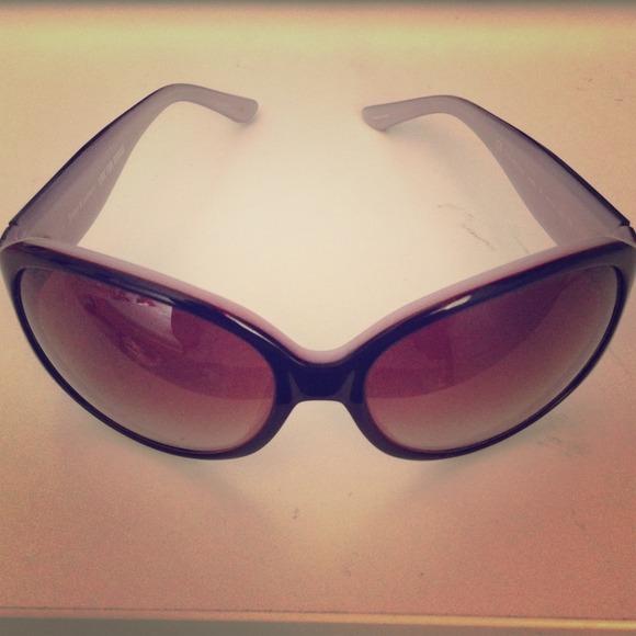 Juicy Couture purple sunglasses