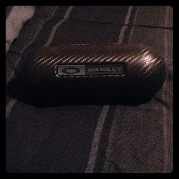 New Oakley sunglasses case