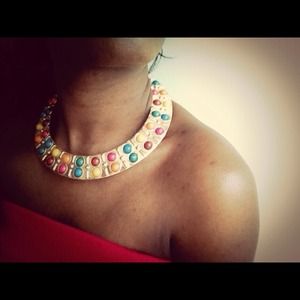 Multi colored necklace