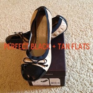 NWB Adrienne Vittadini black + tan flats
