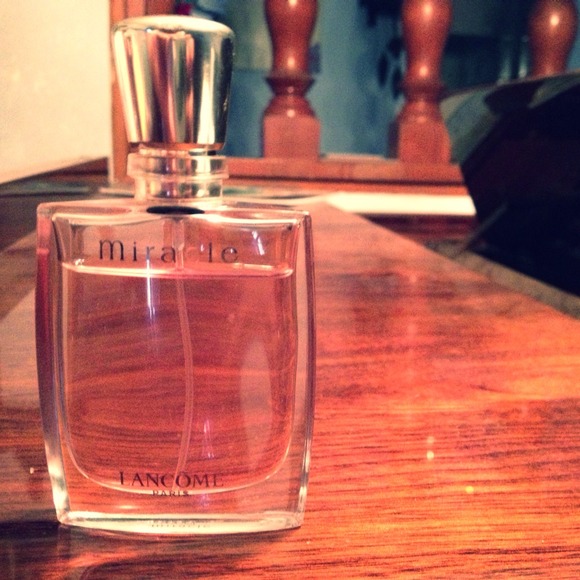 RESERVED ITEM (🍃reduced🍂 Miracle by Lancôme)