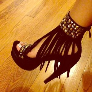 ON HOLD Black Fringe studded cuffed pumps