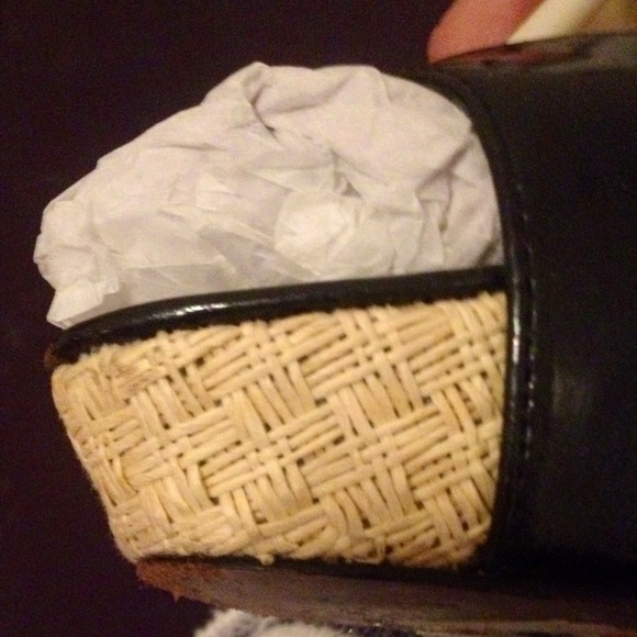 🔵Worn once!  once Hale Bob Platforms with box! - Picture 3 of 4