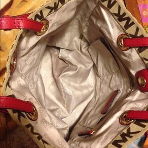 Mira aqui esta la fotos que me pediste nena :)