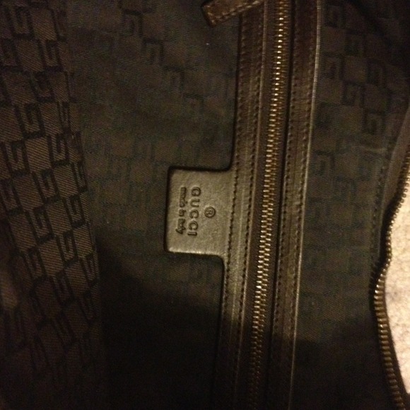 REDUCED!! NEW authentic Gucci purse - Picture 3 of 4