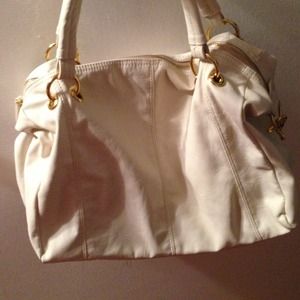 Creme colored purse ❌SOLD❌