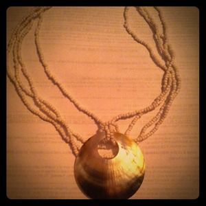 Cream shell necklace