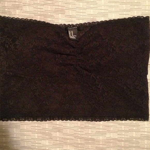 NWOT Size Medium Lace Bandeau!