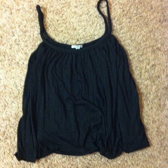 ⚫Sold in bundle⚫AE spaghetti strap tank