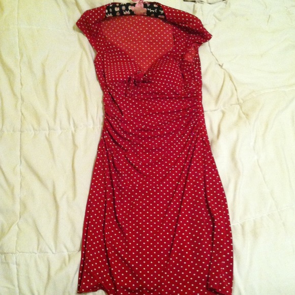 Red & white polka dot pin-up dress 💋