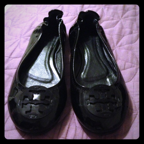 Tory Burch black Reva flats