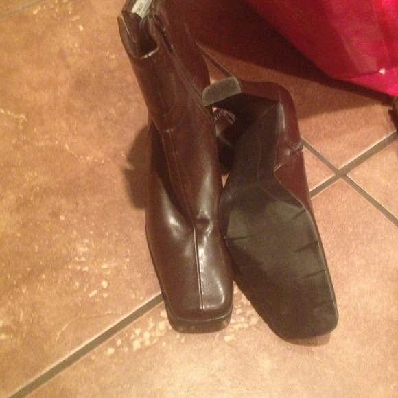 Brown boots