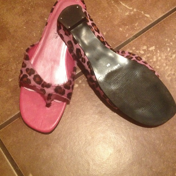 Pink cheetah sandals