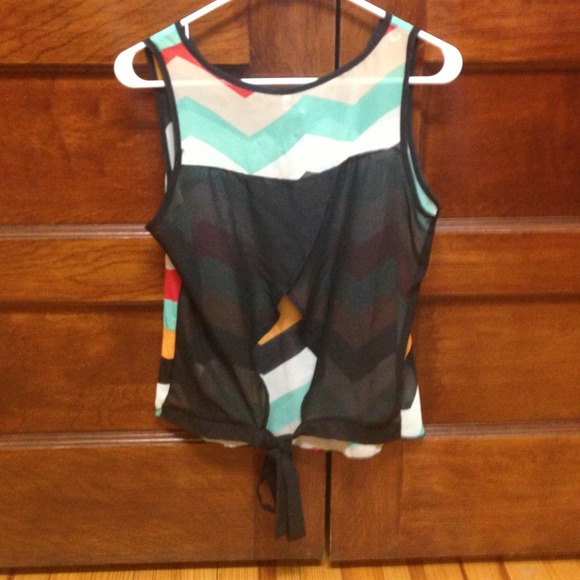 Chevron tank top. - Picture 2 of 2