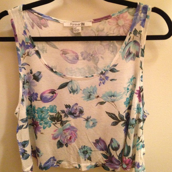 Size Small Floral Crop Top