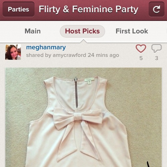 ❌SOLD IN BUNDLE❌ 🎉HOST PICK🎉 Sleeveless Bow Top - Picture 4 of 4