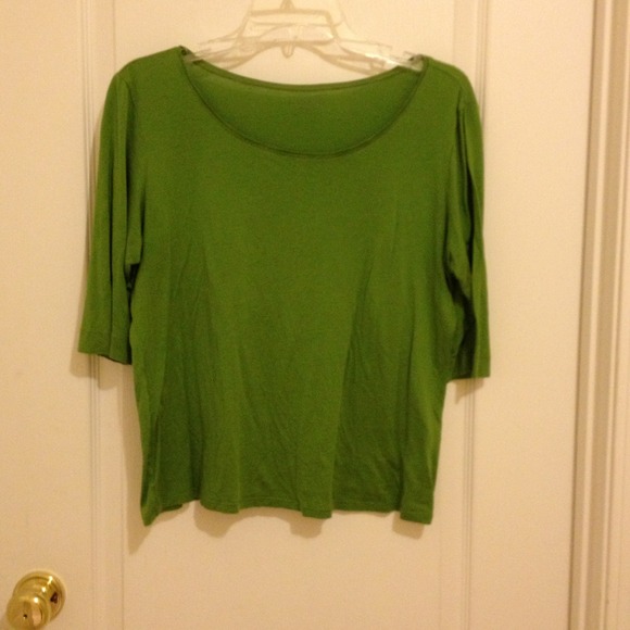 Lightweight tee goes from summer to fall