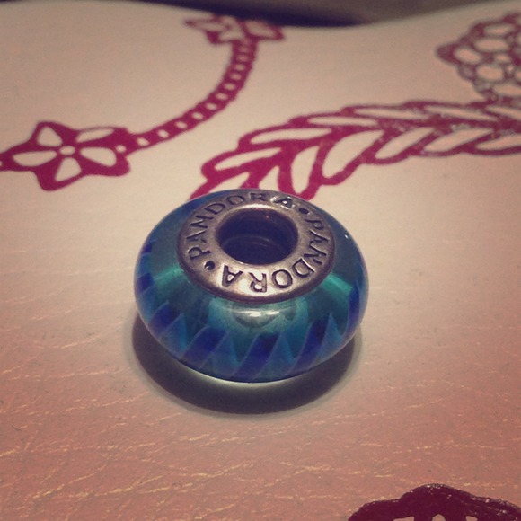 🚫SOLD🚫Pandora Murano Glass Charm
