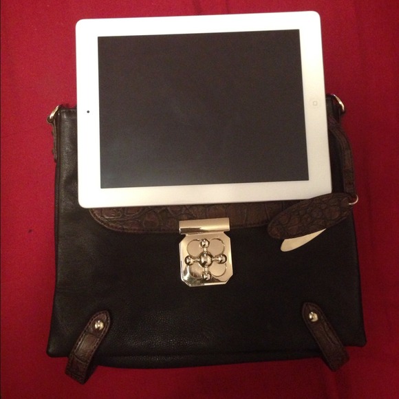 🔴SOLD🔴 Briefcase style handbag - Picture 2 of 4