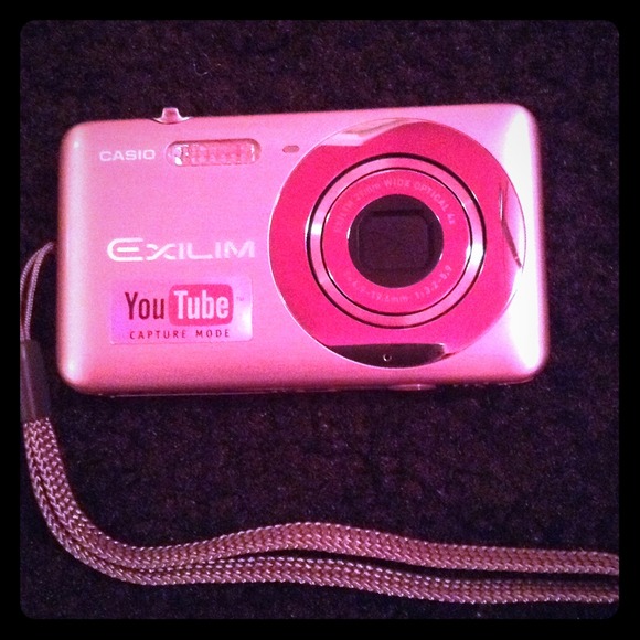 Digital camera