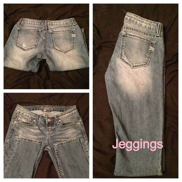 Miss Me Jeggings.