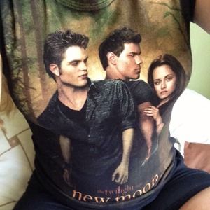New Moon Twilight Tee Shirt 😍😍😊❤👍