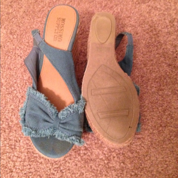 blue heels - Picture 2 of 3