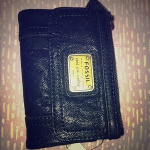 Fossil wallet.