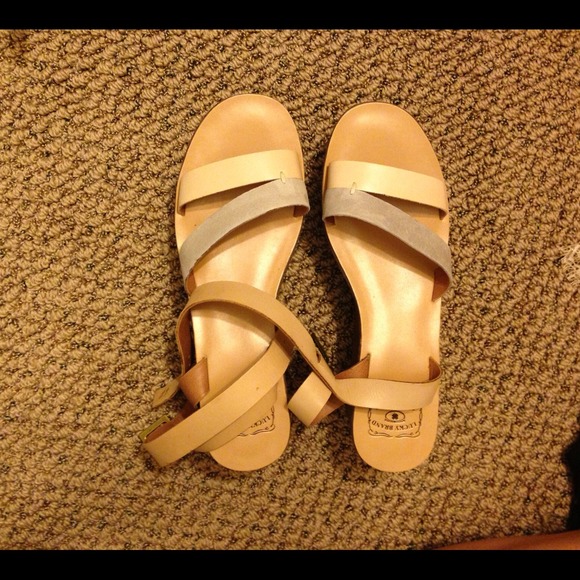 LOWERED!!!Lucky brand leather platform sandals - Picture 3 of 4