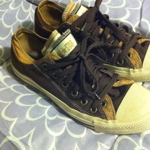 Two-Tone/Tongue Converse!