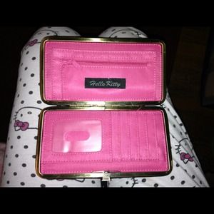 Hello kitty wallet