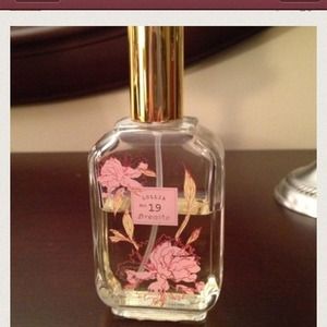 No 19 Breathe Anthropologie