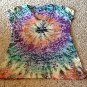 V-neck tie dye tshirt