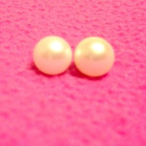Genuine pearl earrings