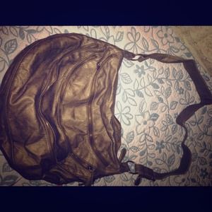 Steven Madden Bronze zipper crossbody purse