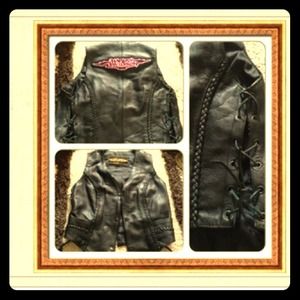✨Real leather motor cycle vest✨ reduced!!!