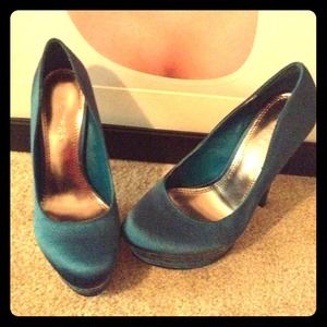 Bakers Taryn Pumps