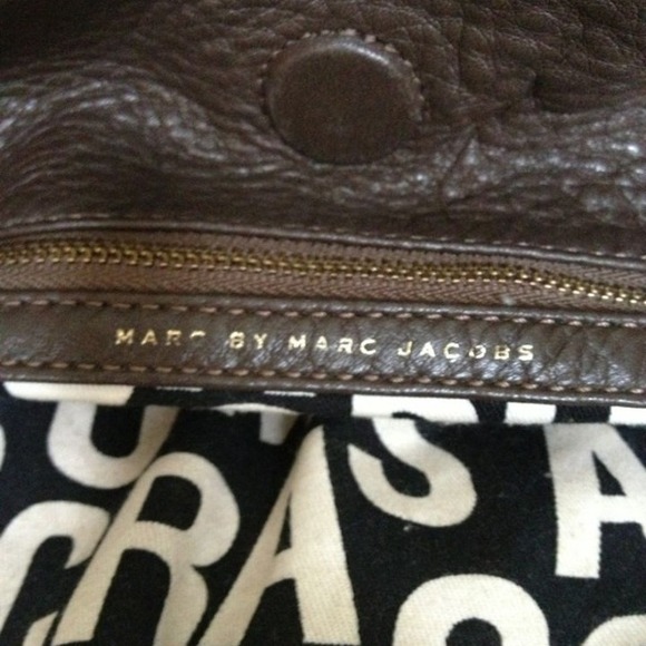 SOLD π―% Auth. MARC JACOBS handbag reduced price. - Picture 2 of 4