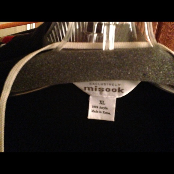 Misook - Picture 2 of 2