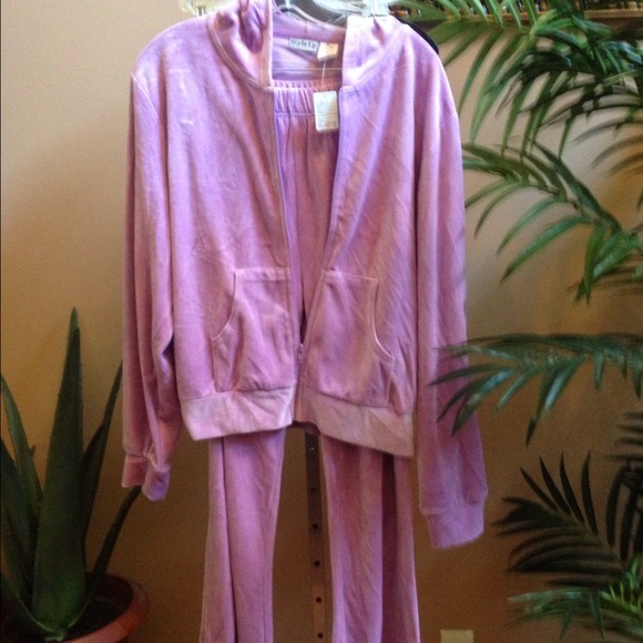 Brand new lavender jogging suit