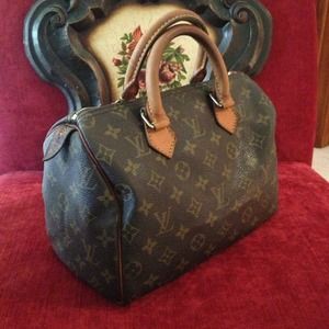 Louis Vuitton speedy 25