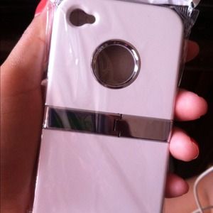 iPhone 4/4s white plastic case. NEW