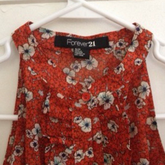 🚫 TRADED ! 🚫 Chiffon top - Picture 3 of 3