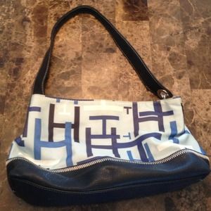 Tommy Hilfiger bag