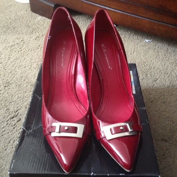 BCBGeneration burgundy color shoes