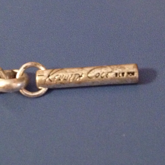 No longer available - Picture 3 of 3