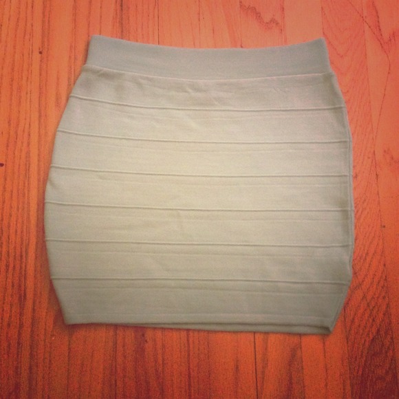 Love Culture Size medium mint skirt