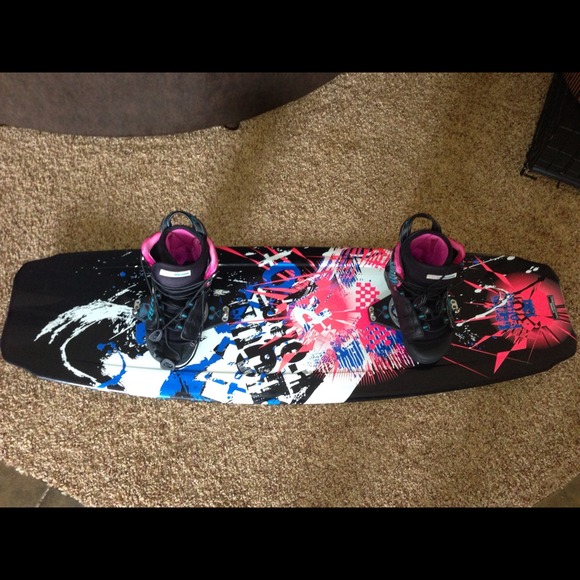 Liquid Force Wakeboard setup