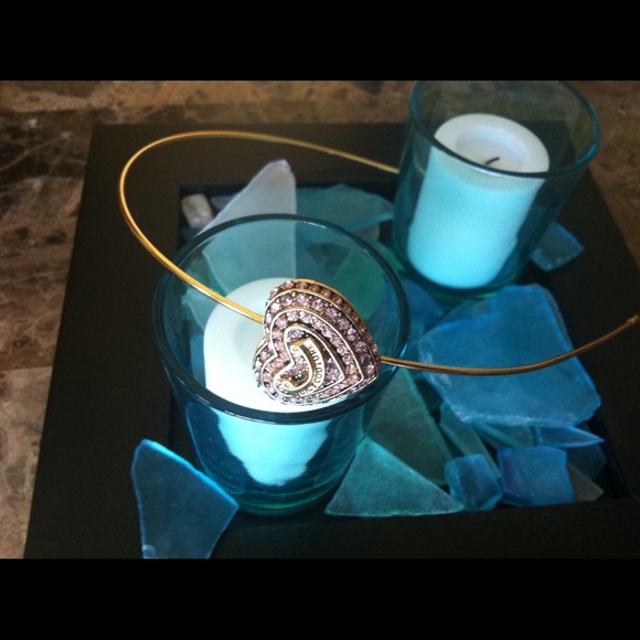 Juicy Couture pink page gold headband
