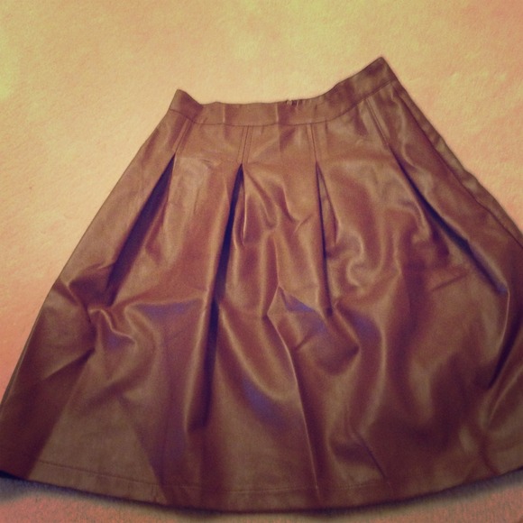 **SOLD**!Leather skirt